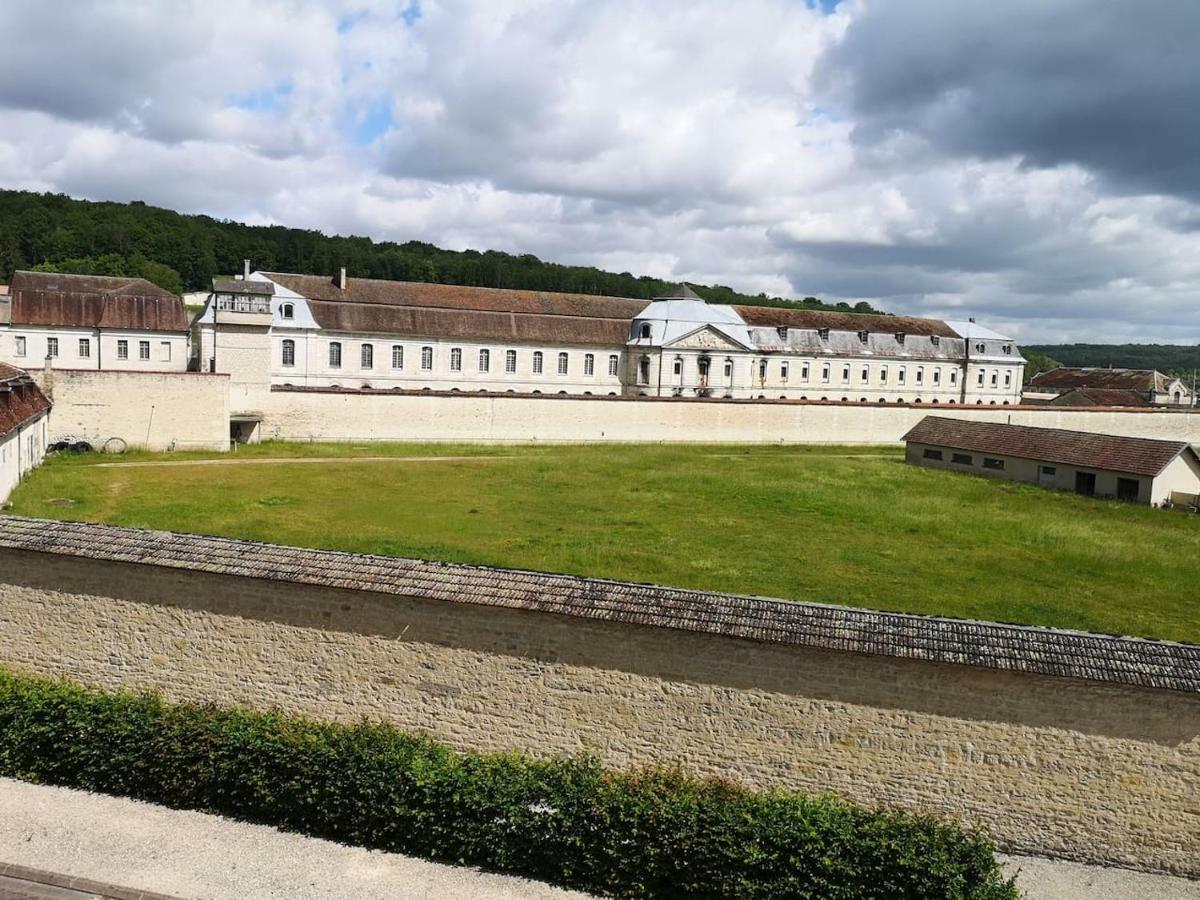 Maison Familiale De L Abbaye Clairvaux Exteriér fotografie